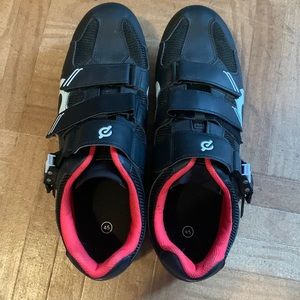Peloton spin shoes